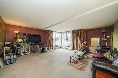 3 bedroom flat for sale, Mill Street, London SE1