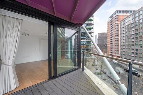 1 bedroom apartment to rent, Riverlight Quay, London SW11