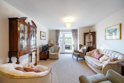 2 bedroom retirement property for sale, Orchard Lane, Alton, Hampshire, GU34