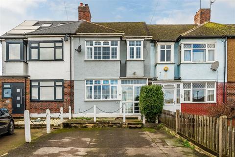 3 bedroom house for sale, Garth Close, Stonecot Hill, Morden