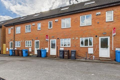 4 bedroom terraced house for sale, Ash Grove, Hull, HU5 1LT
