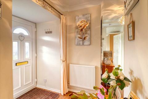 6 Charnock Close, Kirby Cross, Frinton-on-sea, CO13 0RT