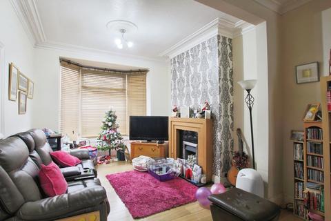 3 bedroom terraced house for sale, Wharncliffe Street, Hull, HU5 3LX