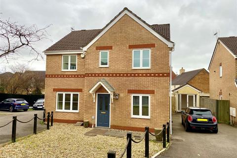 4 bedroom detached house to rent, Hill Court, Broadlands, Bridgend County Borough, CF31 5BX