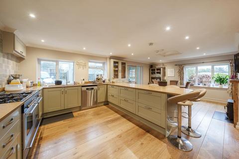 4 bedroom detached house for sale, Shilton,  Oxfordshire,  OX18