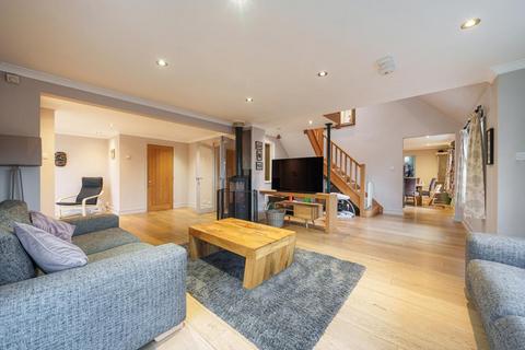 4 bedroom detached house for sale, Shilton,  Oxfordshire,  OX18