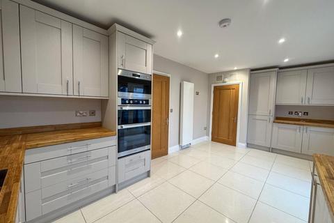 4 bedroom detached house to rent, Meddler Mews, Bury Road, Kentford, CB8