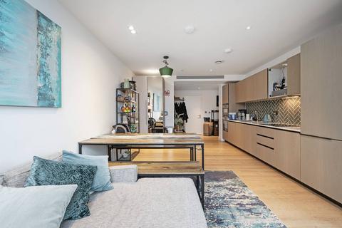 2 bedroom flat for sale, City Road, Old Street, London, EC1V