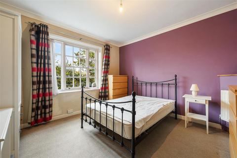 3 bedroom maisonette for sale, Albion Avenue, London