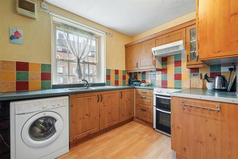 3 bedroom maisonette for sale, Albion Avenue, London