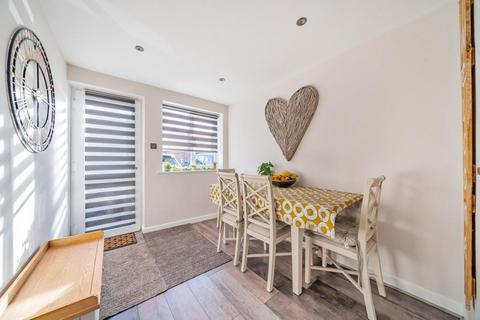 85 Ecroyd Park, Credenhill, Hereford, HR4 7EN