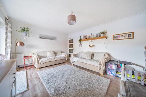 85 Ecroyd Park, Credenhill, Hereford, HR4 7EN