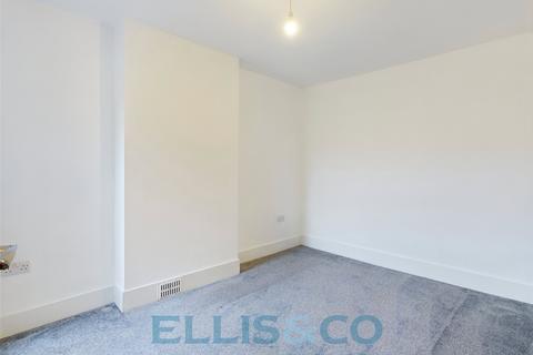 15 Chichester Road, Tonbridge, TN9 2TL