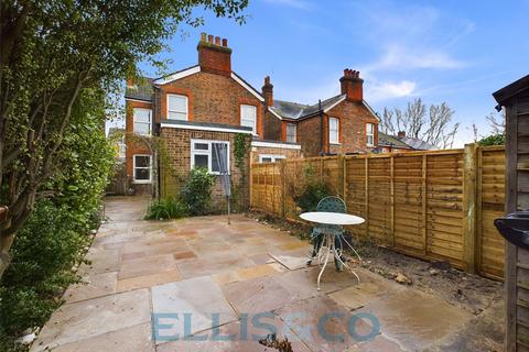 15 Chichester Road, Tonbridge, TN9 2TL