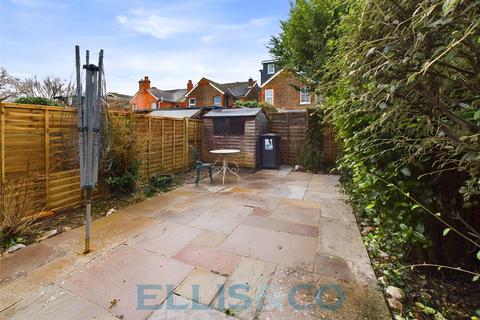 15 Chichester Road, Tonbridge, TN9 2TL