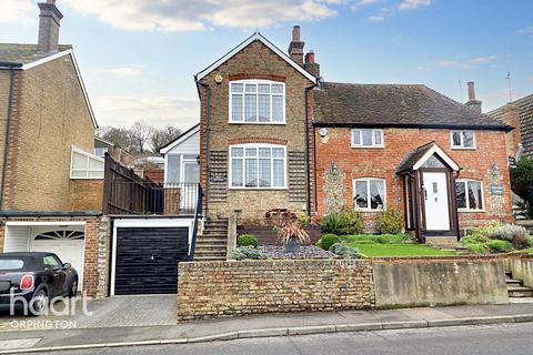 Rose Cottage Rushmore Hill, Orpington, BR6 7NQ