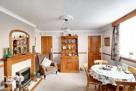 Rose Cottage Rushmore Hill, Orpington, BR6 7NQ