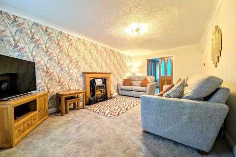 3 bedroom semi-detached house for sale, Elsie Street, Bolton