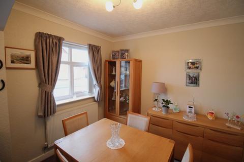 2 bedroom detached bungalow for sale, Blossom Avenue, Blackpool FY4