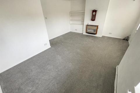 2 bedroom flat for sale, Baysdale Avenue, Corby NN17