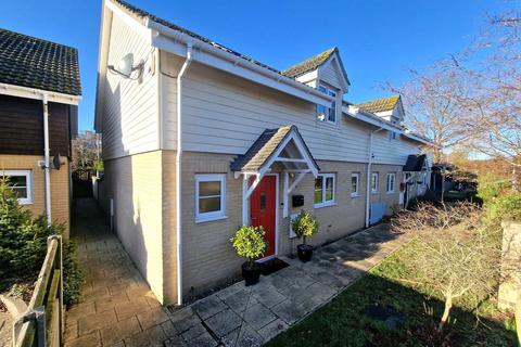 3 bedroom semi-detached house for sale, Hillside, Chedgrave