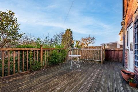 42 Rosedale Road, Nottingham, NG3 7GU
