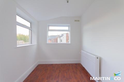 2 bedroom terraced house to rent, Rose Road, Harborne, B17