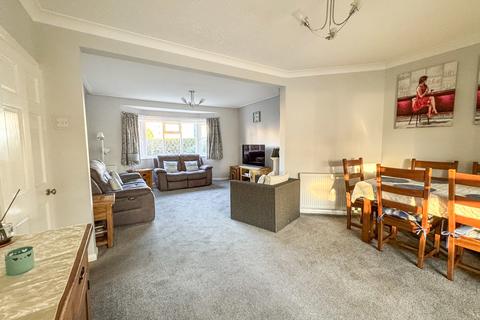 363 Ashingdon Road, Rochford, SS4 3BS