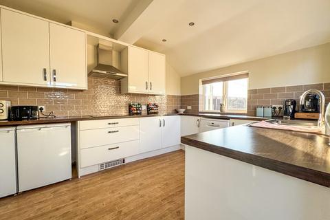 363 Ashingdon Road, Rochford, SS4 3BS