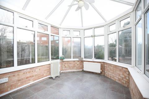 2 bedroom detached bungalow for sale, Croft Road, Atherstone