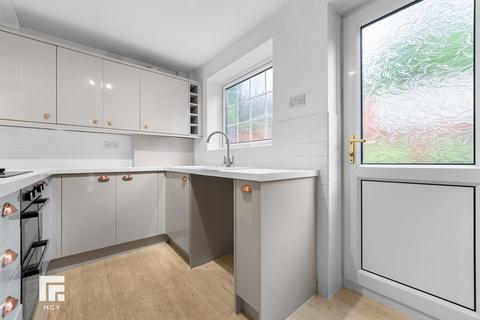 45 Ashdene Close, Cardiff, CF5 2SA