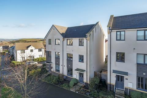 Buttercup Way, Newton Abbot, TQ12 1GT