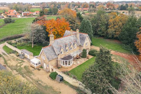 6 bedroom detached house for sale, North Runcton