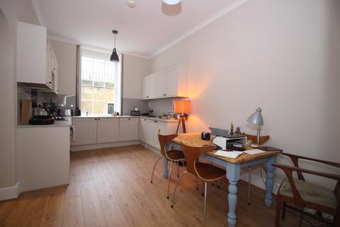 2 bedroom apartment to rent, Portland Place, Bath