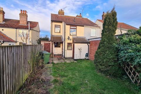 3 bedroom semi-detached house for sale, Lyngate Road, North Walsham