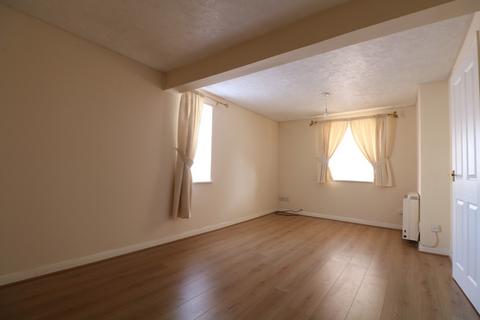 2 bedroom end of terrace house to rent, Cider Court, Banham