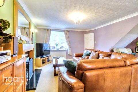 4 bedroom detached house for sale, Whitethorn Road, Ipswich