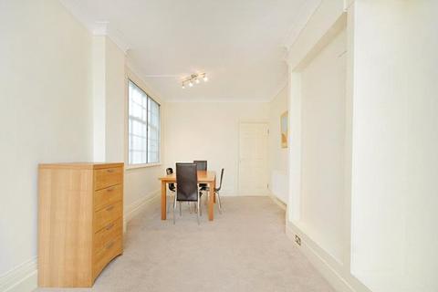 2 bedroom apartment to rent, Strathmore Court, St John's Wood NW8