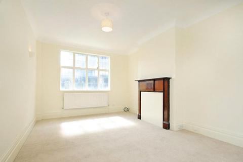 2 bedroom apartment to rent, Strathmore Court, St John's Wood NW8