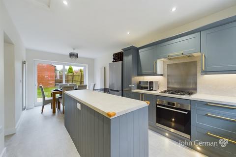 4 Dumfries Drive, Derby, DE22 3XT