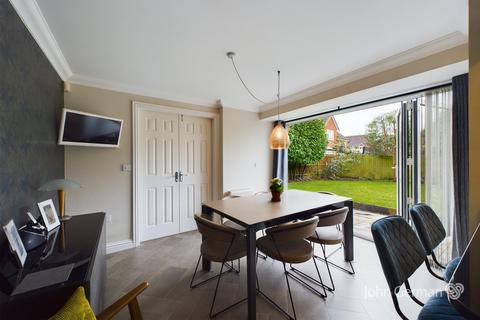 5 bedroom detached house for sale, Darraway Gardens, Chellaston