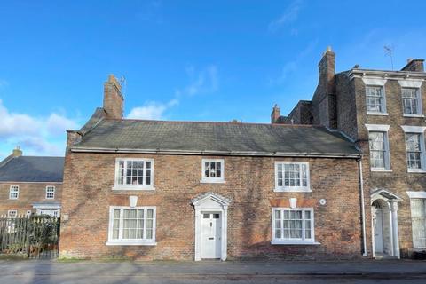 2 bedroom semi-detached house for sale, Church Street, Spalding