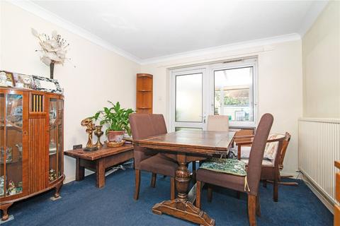 52 Down Road, Teddington, TW11 9HA