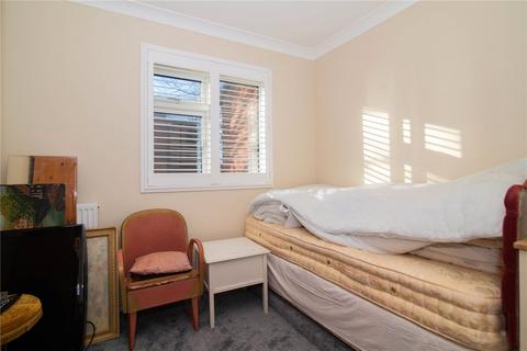 52 Down Road, Teddington, TW11 9HA