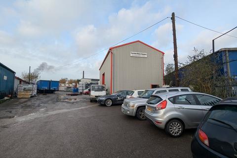 Distribution warehouse to rent, Trafford Park Road, Trafford Park