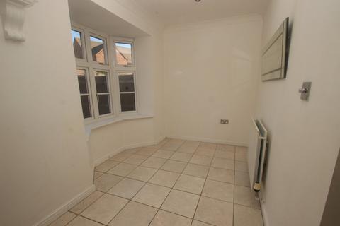 3 bedroom end of terrace house to rent, Nursery Road, Angmering