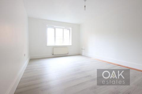 2 bedroom flat to rent, High Street, Waltham Cross EN8