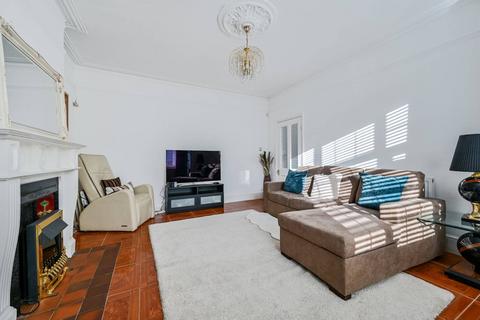 4 bedroom semi-detached house for sale, Bellingham Road, Catford, London, SE6