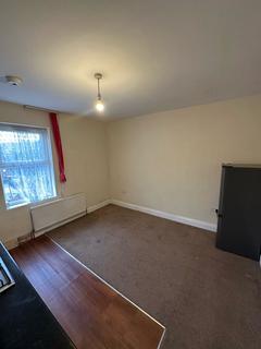 2 bedroom flat to rent, Castle Street,,