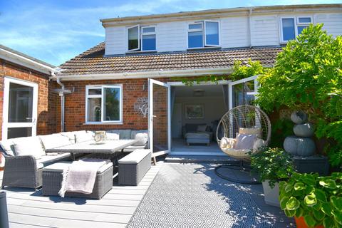 2 Birch Road, Whitstable, CT5 3JA